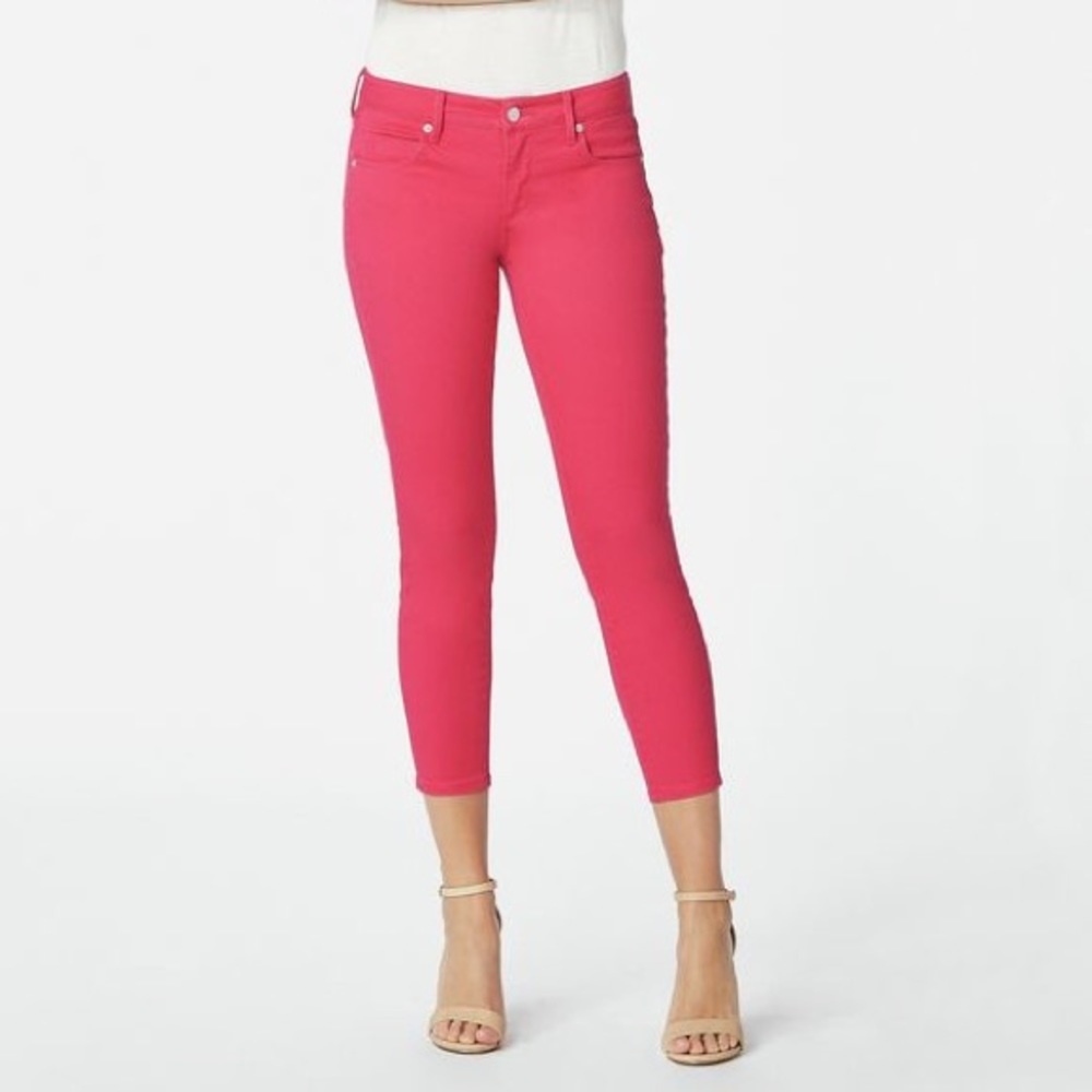 NWT JustFab Hot Pink Cropped Jeans